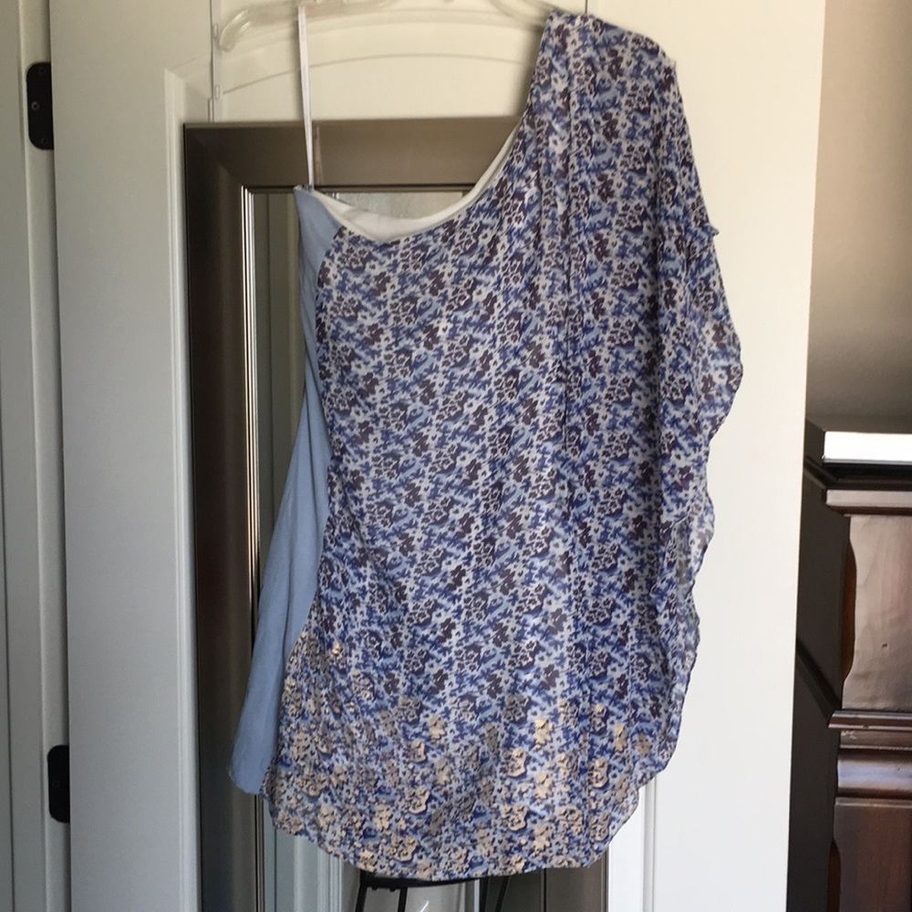 Bebe dress